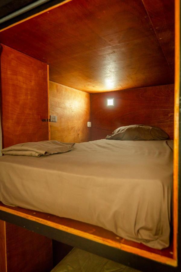 Akih Pods Hostel Playa Santa Teresa  Exterior photo